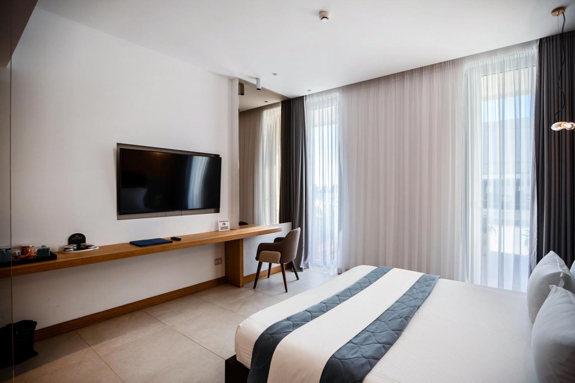 Doppelzimmer mit Poolblick